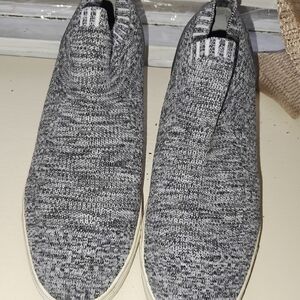 Steve Madden Women's Gray Knit Slip-On Sneakers